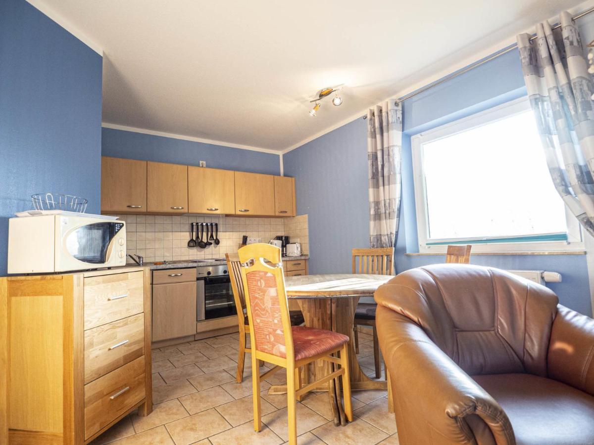 Ferienhaus Karola Глове Екстериор снимка