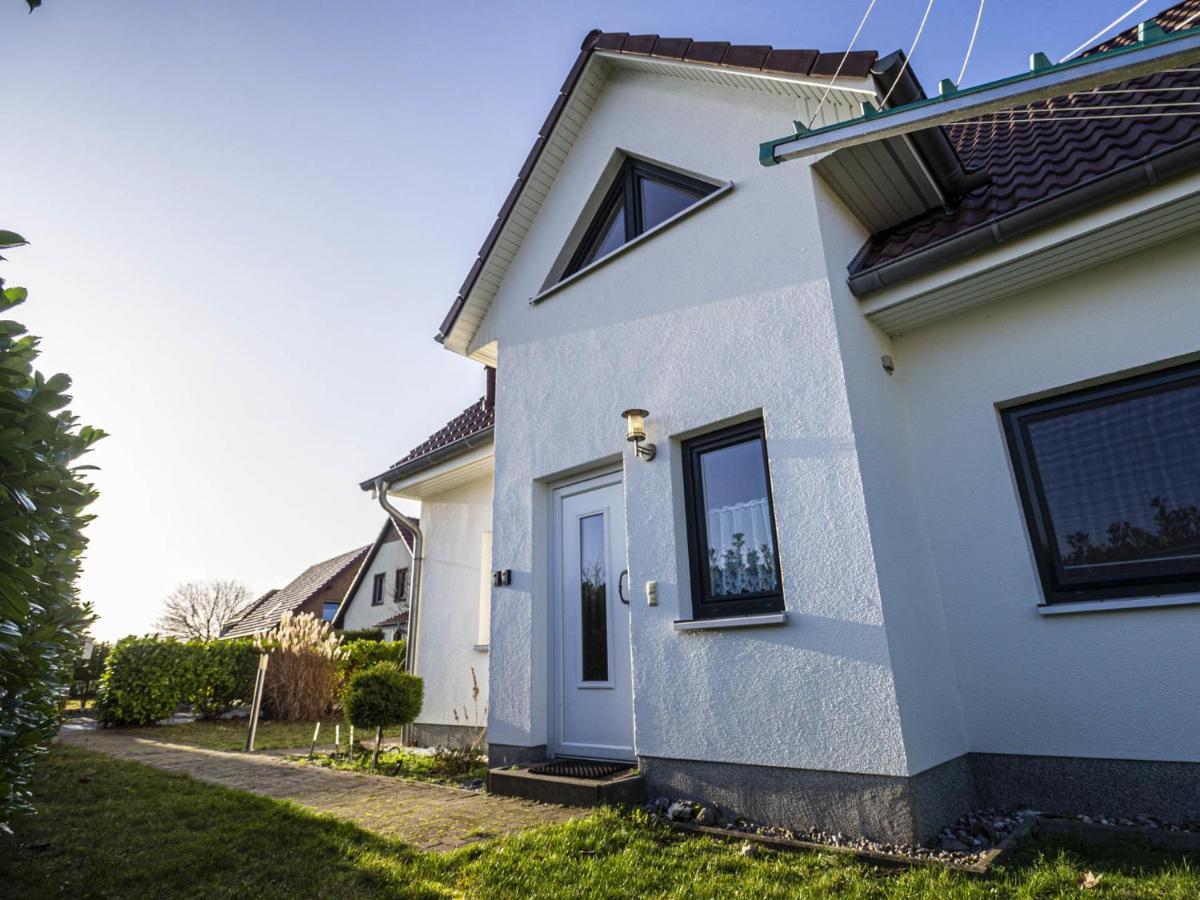 Ferienhaus Karola Глове Екстериор снимка